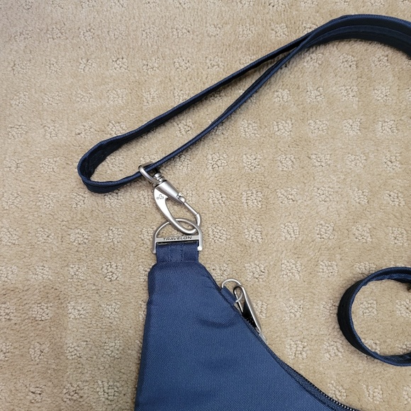 Travelon Anti-Theft Classic Crossbody Security Travel Bag Purse Midnight - Blue - Picture 5 of 14